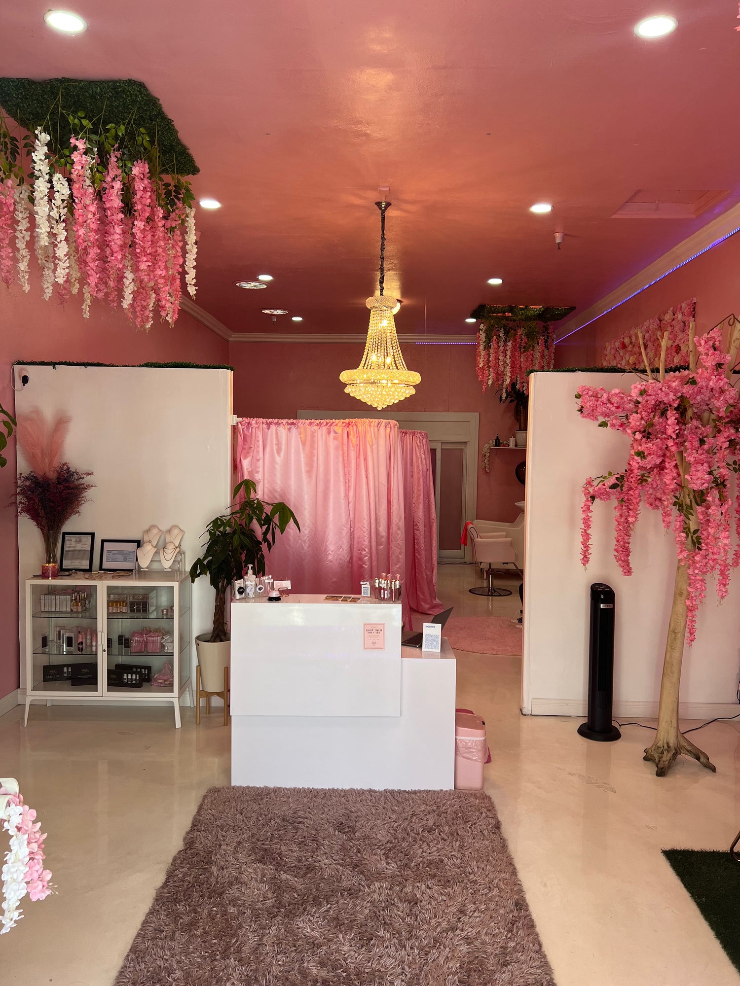 MAB Beauty Salon in Oceanside, CA
